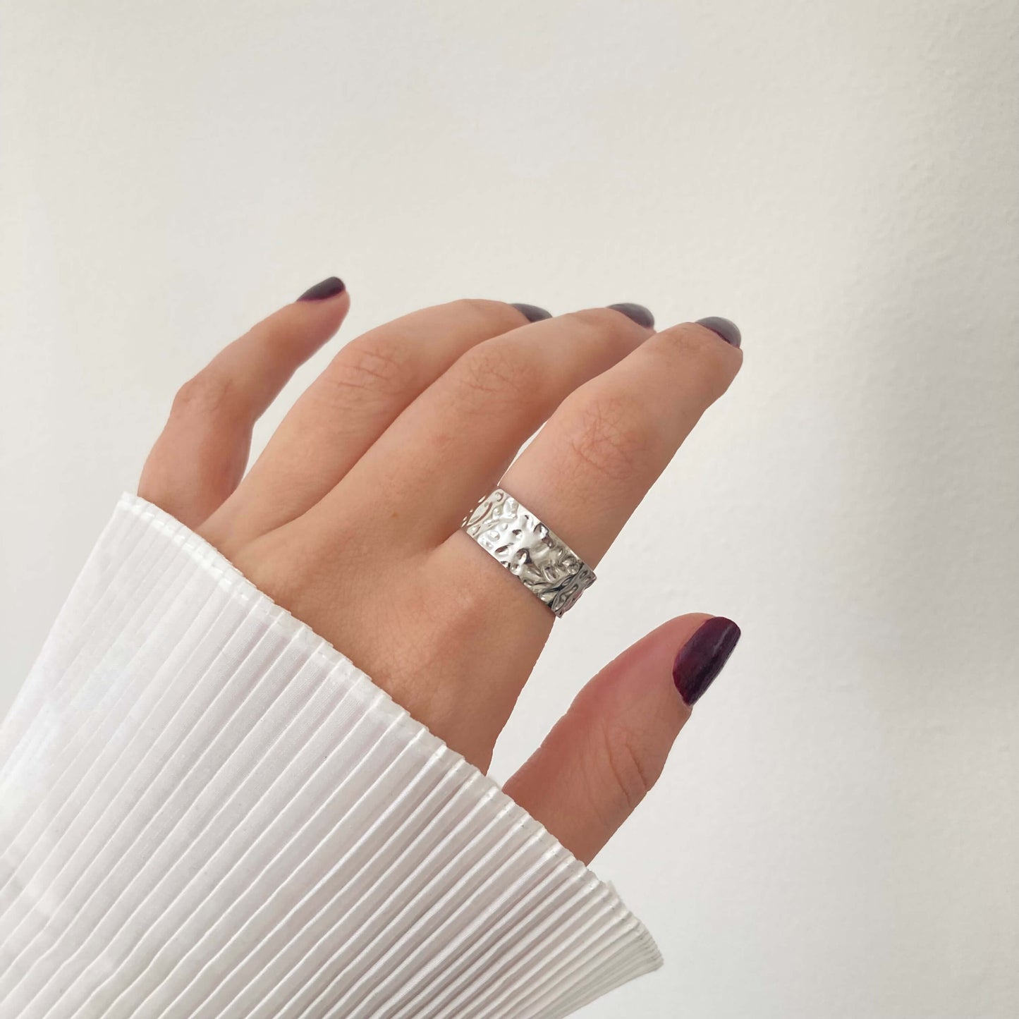 Hammered Ring -Silver-