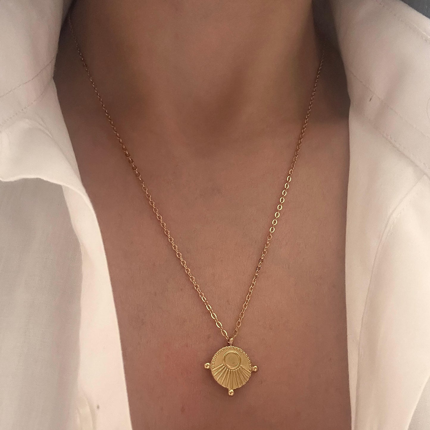 Dainty Sun Necklace