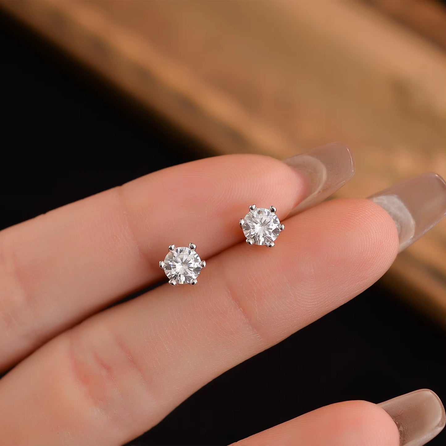 Round Stud Earrings