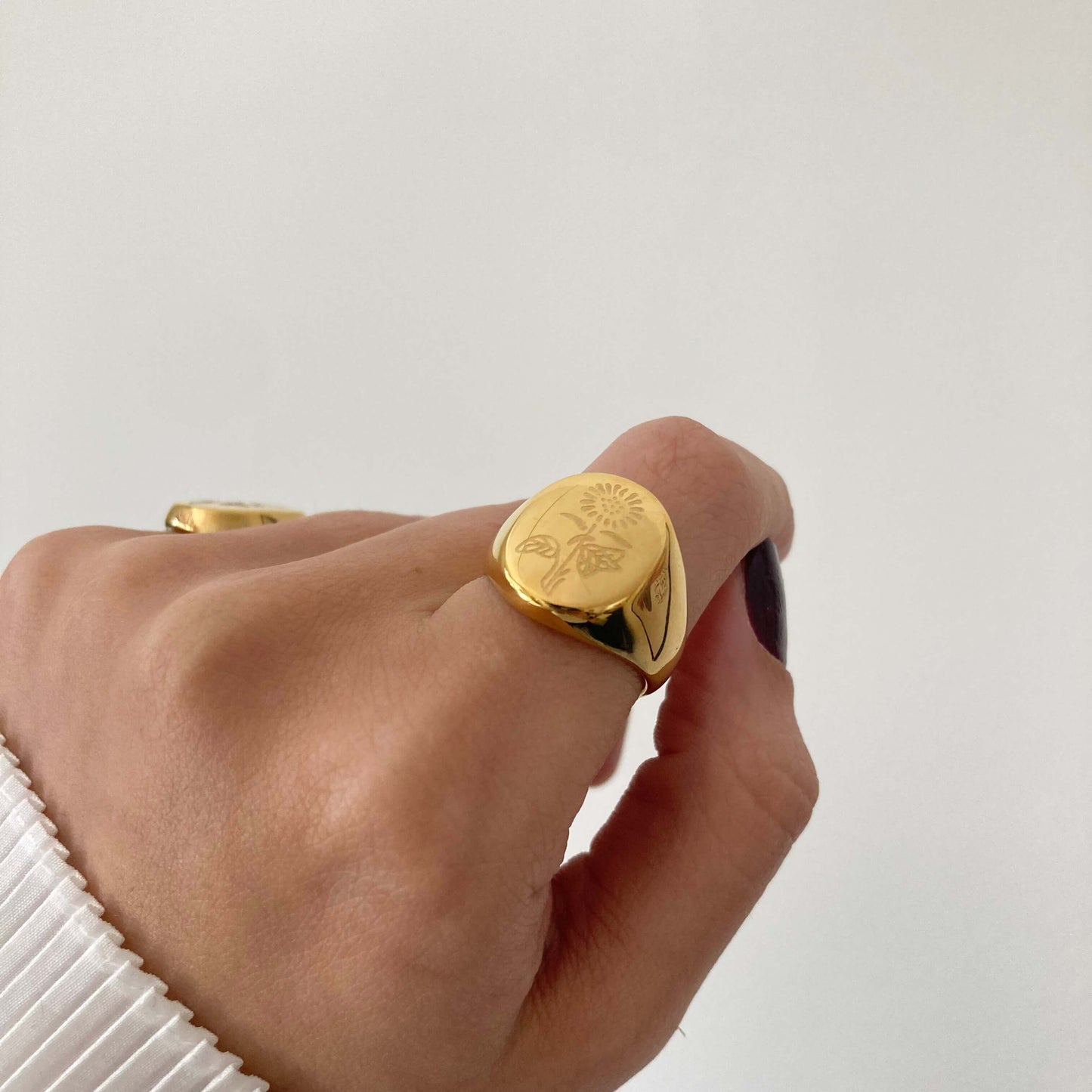 Sunflower Ring - Gold