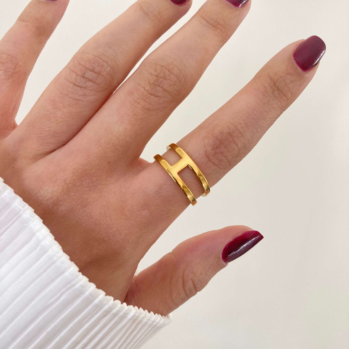 Cage Ring