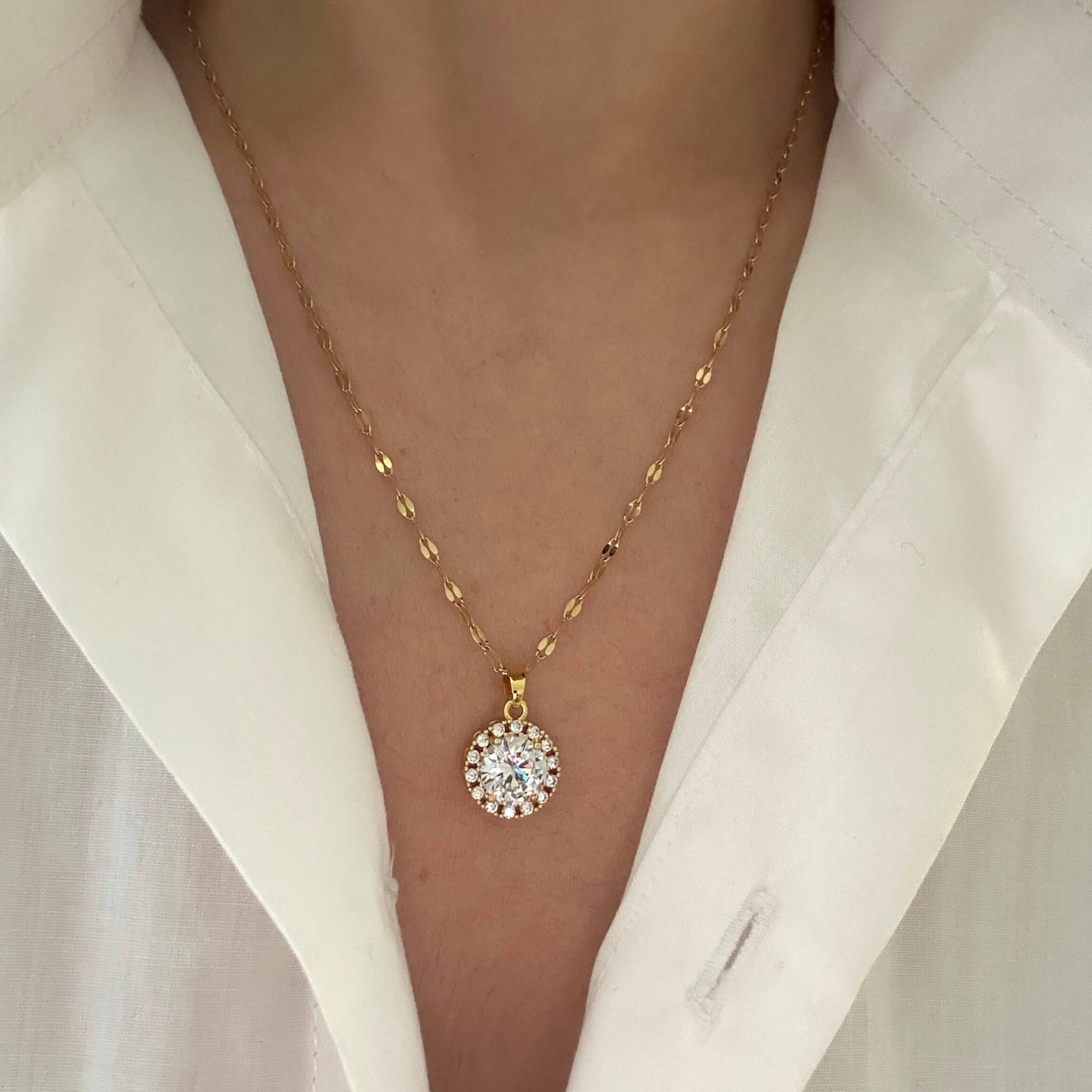 Sparkling Pendant Necklace