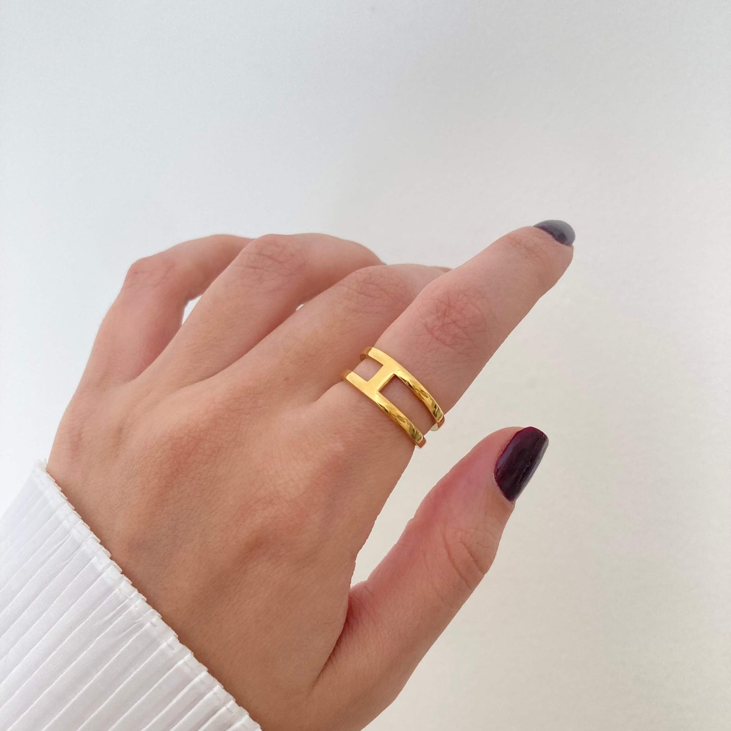 Cage Ring