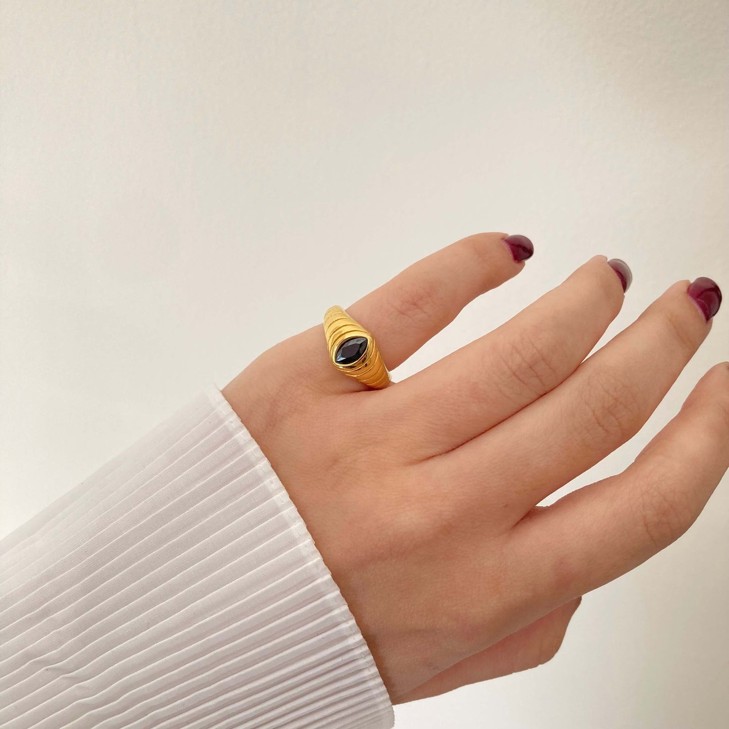 Cat Eye Ring