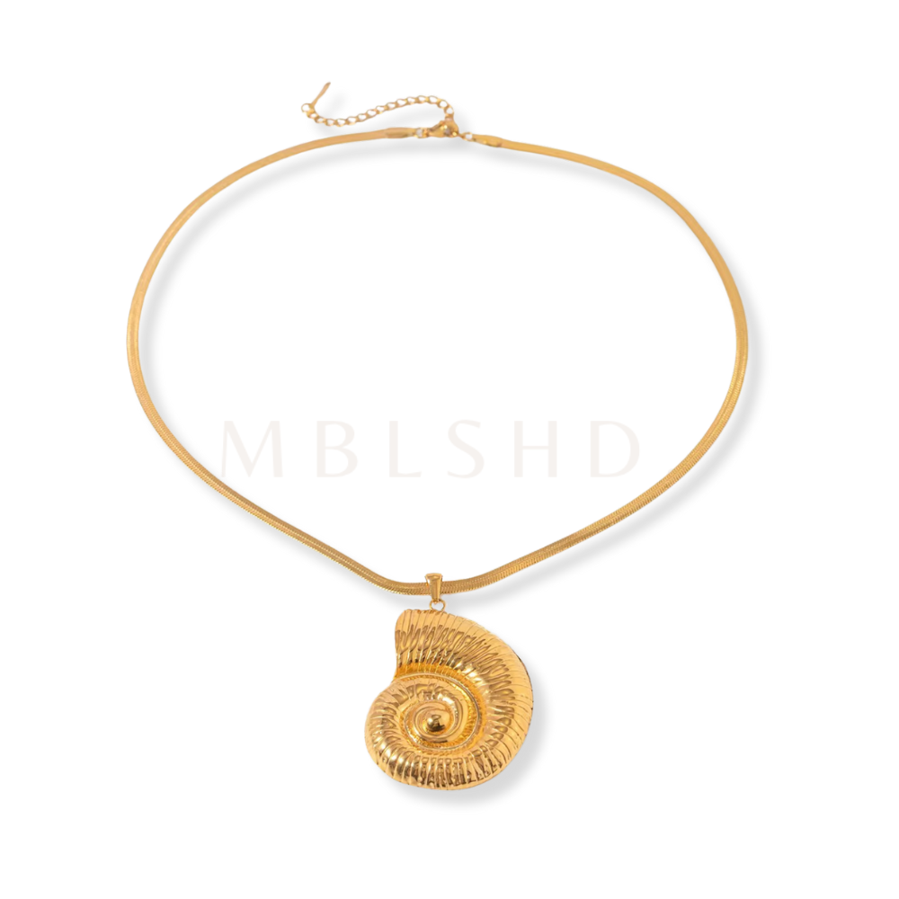 Statement Scallop Shell Necklace