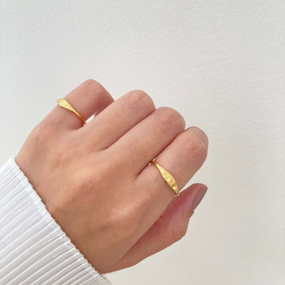 Dainty Sun Ring