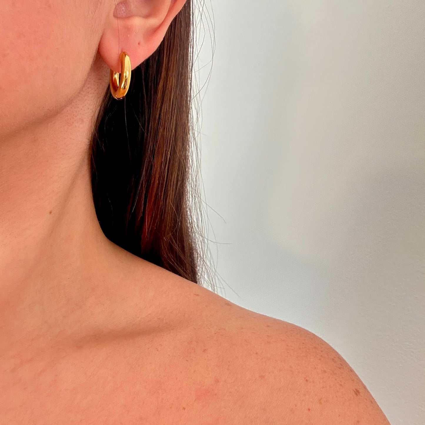 Small Chunky Hoop 18mm  - Gold -