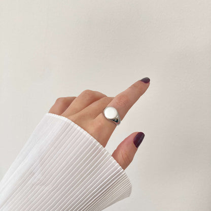 Chunky Signet Ring Silver