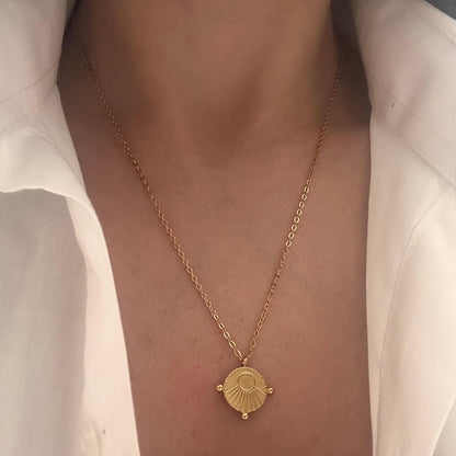 Dainty Sun Necklace