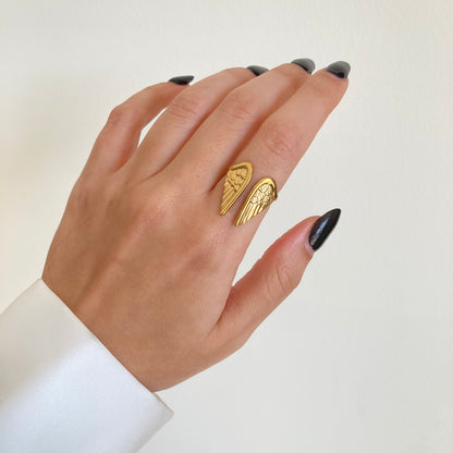 Gold Angel Wings Ring