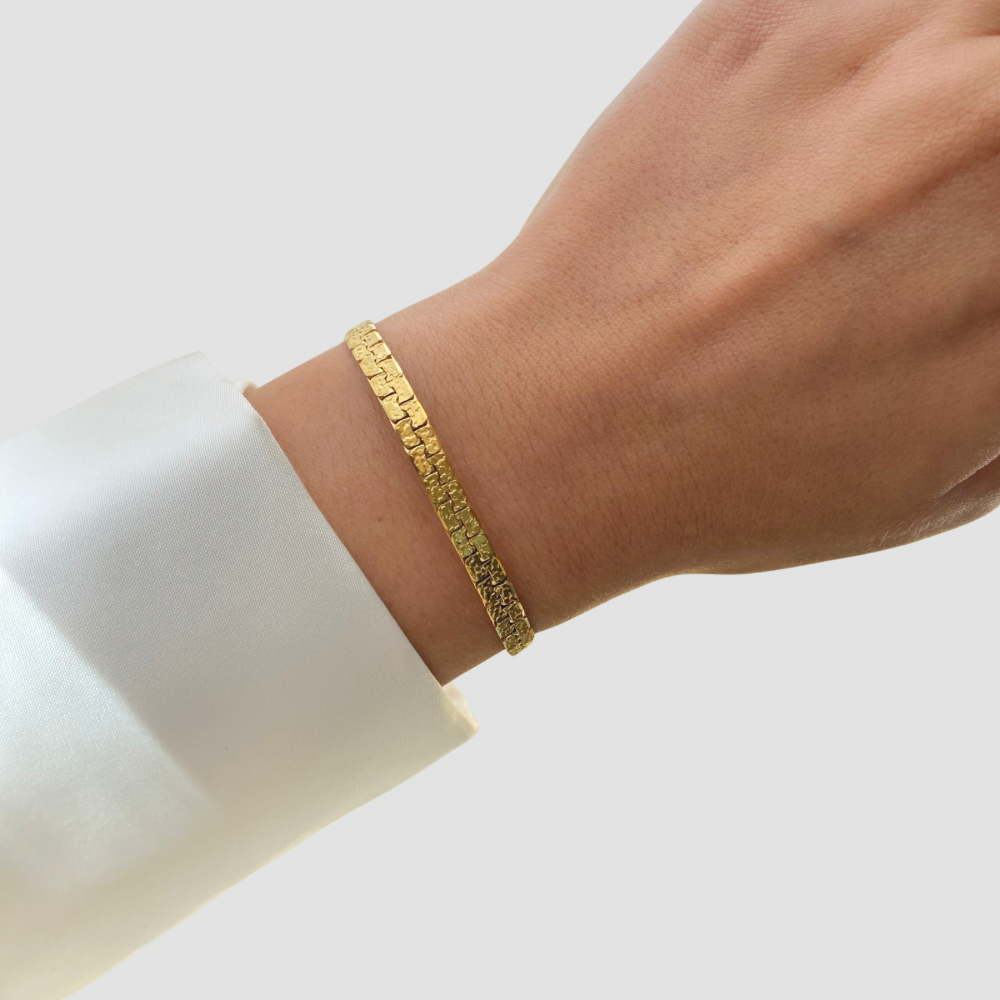 Pressed Rectangle Bracelet Gold