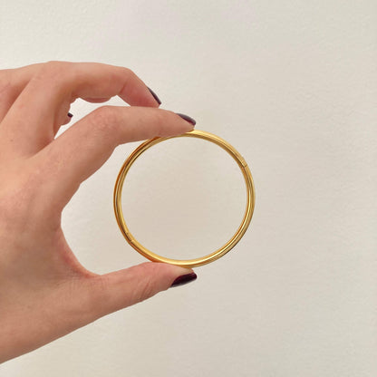 Plain Gold Bangle