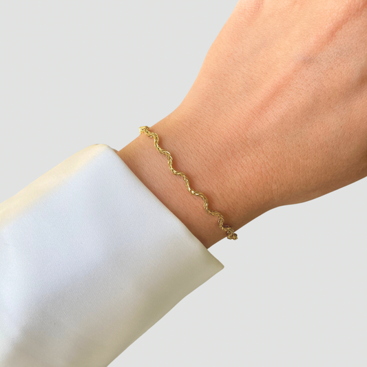 Waved Bracelet Gold