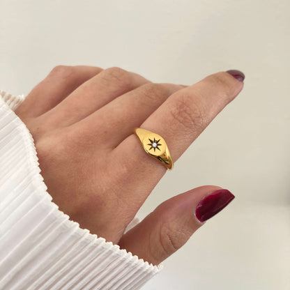 Star Round Ring