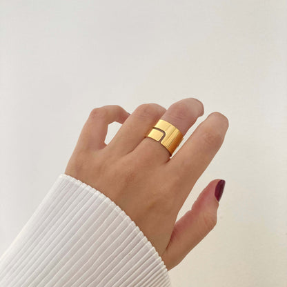 Wide Geometric Pattern Ring