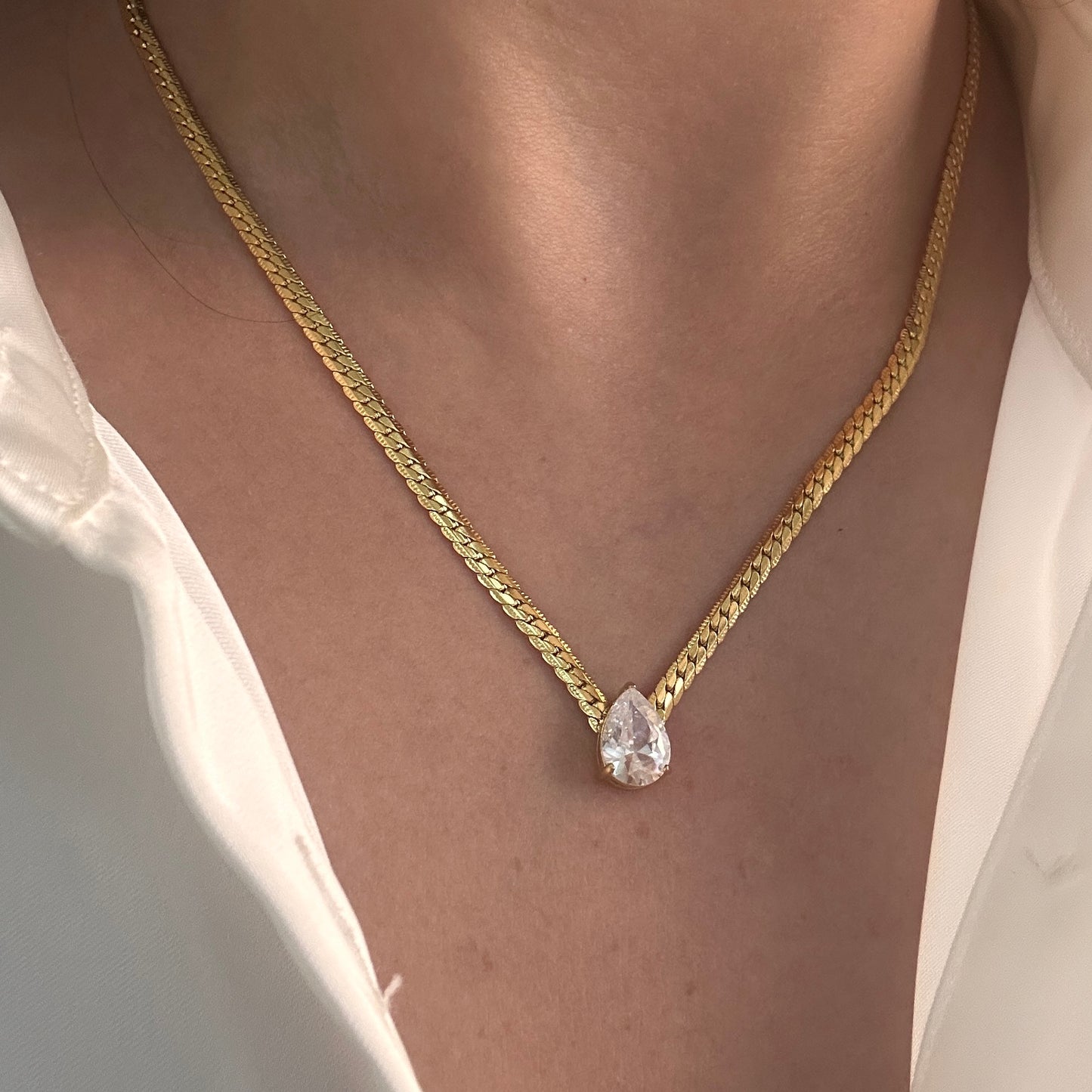 Pressed Chain Drop Necklace