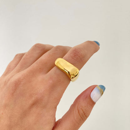 Square irregular Ring