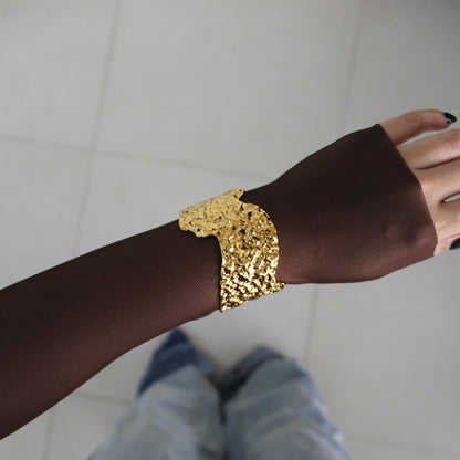 Sculpted Gold Cuff Bangle