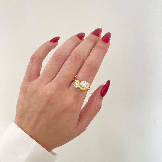 Golden Wave Pear Ring