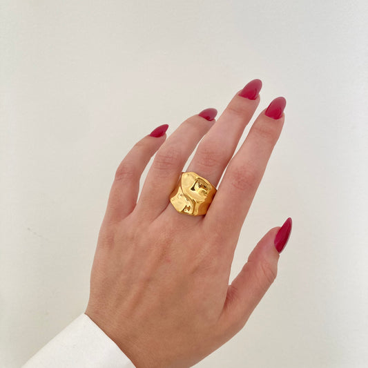 Sculpted Gold Ring