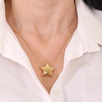Bubbly Star Necklace