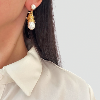 Twisted Pearl Earring