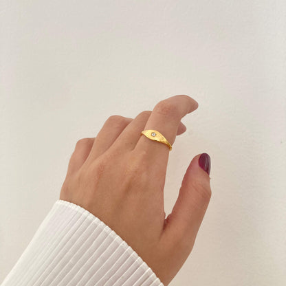 Dainty Star Ring