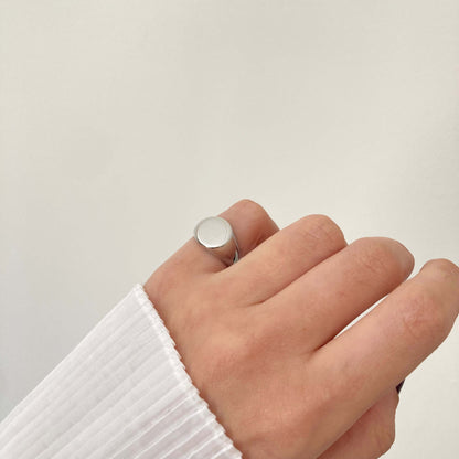 Chunky Signet Ring Silver