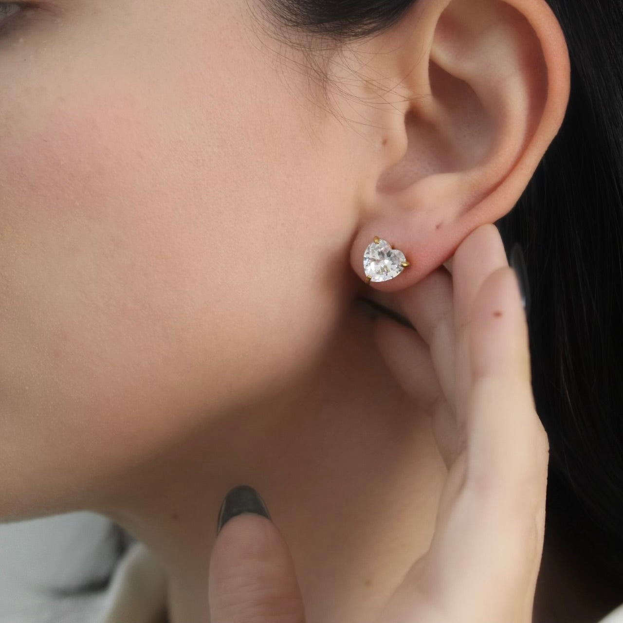 Heart Glow Stud Earrings