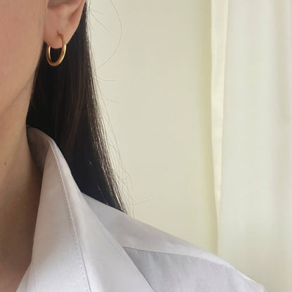 Simple small hoops -Gold-