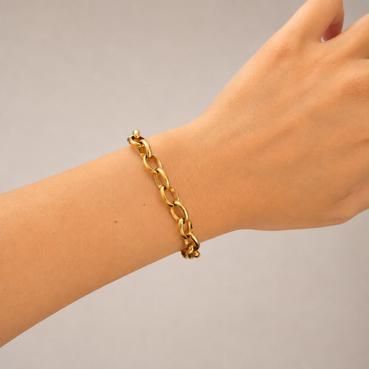 Golden Link Chain Bracelet