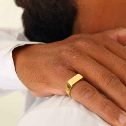 Rectangle Signet Ring Gold - Men