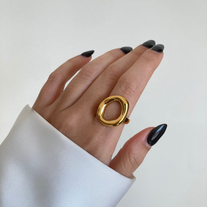 The Golden Orbit Ring