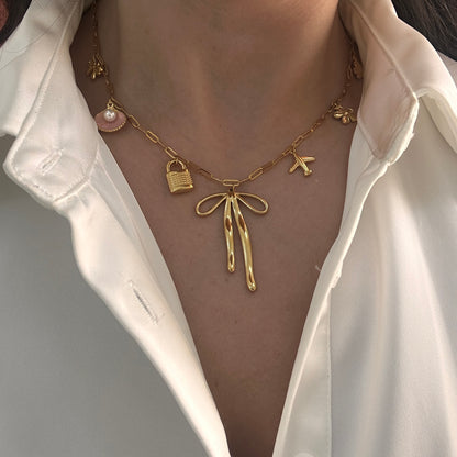 “It Girl” Charms Necklace