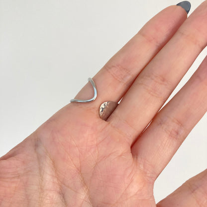 Hammered Hollow Ring Silver