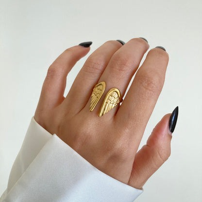 Gold Angel Wings Ring