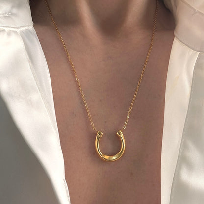 Golden Horseshoe Necklace