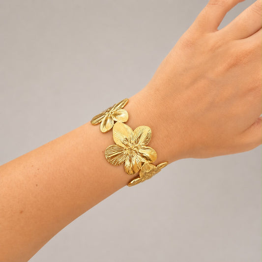 Statement Flower Open Bangle