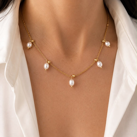 Pearl Drops Necklace