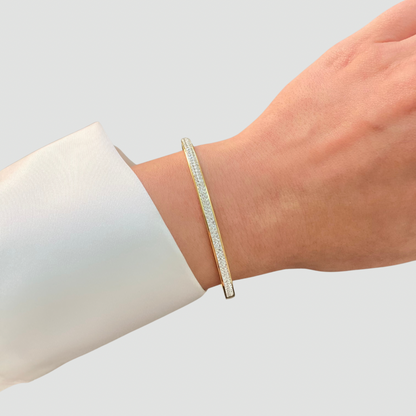 Round Zircons Bangle