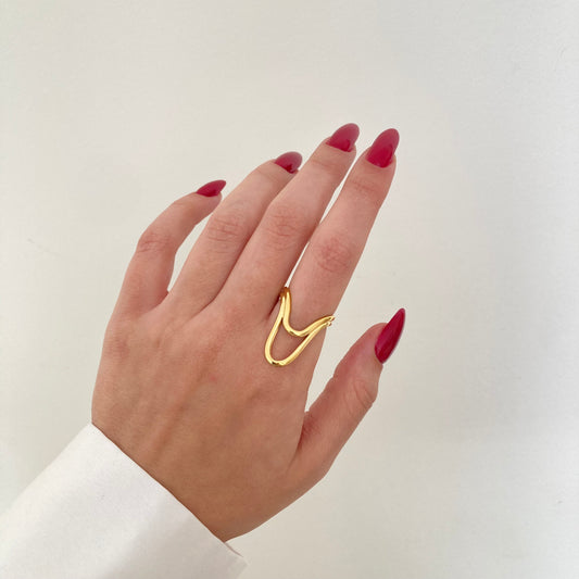 Golden Sway Ring