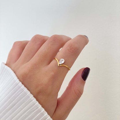 Zircon Drop V Ring