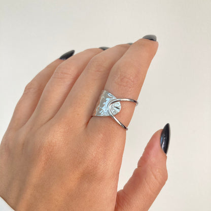 Hammered Hollow Ring Silver