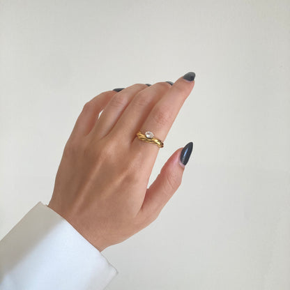 Embellished Oval Twist Ring