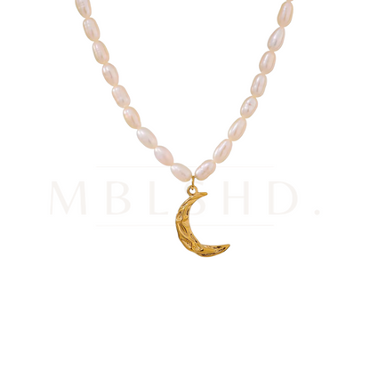 Water Pearls Moon Necklace