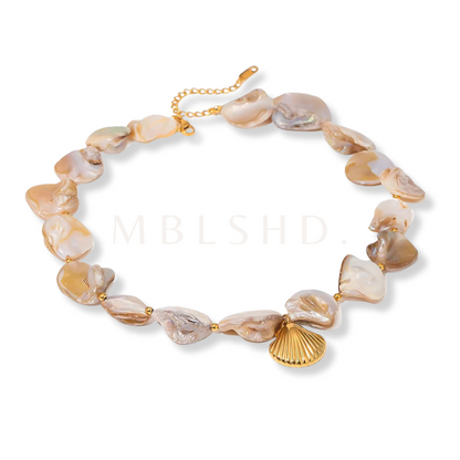 Water Pearls Shell Necklace