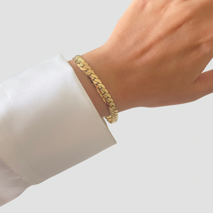 Thick Pressed Chain Bracelet