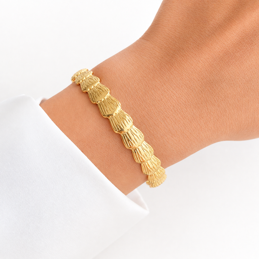Shell Open Bangle