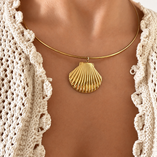 Statement Shell Choker