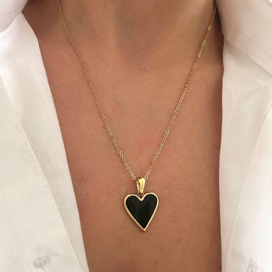 Black Heart Pendant Necklace